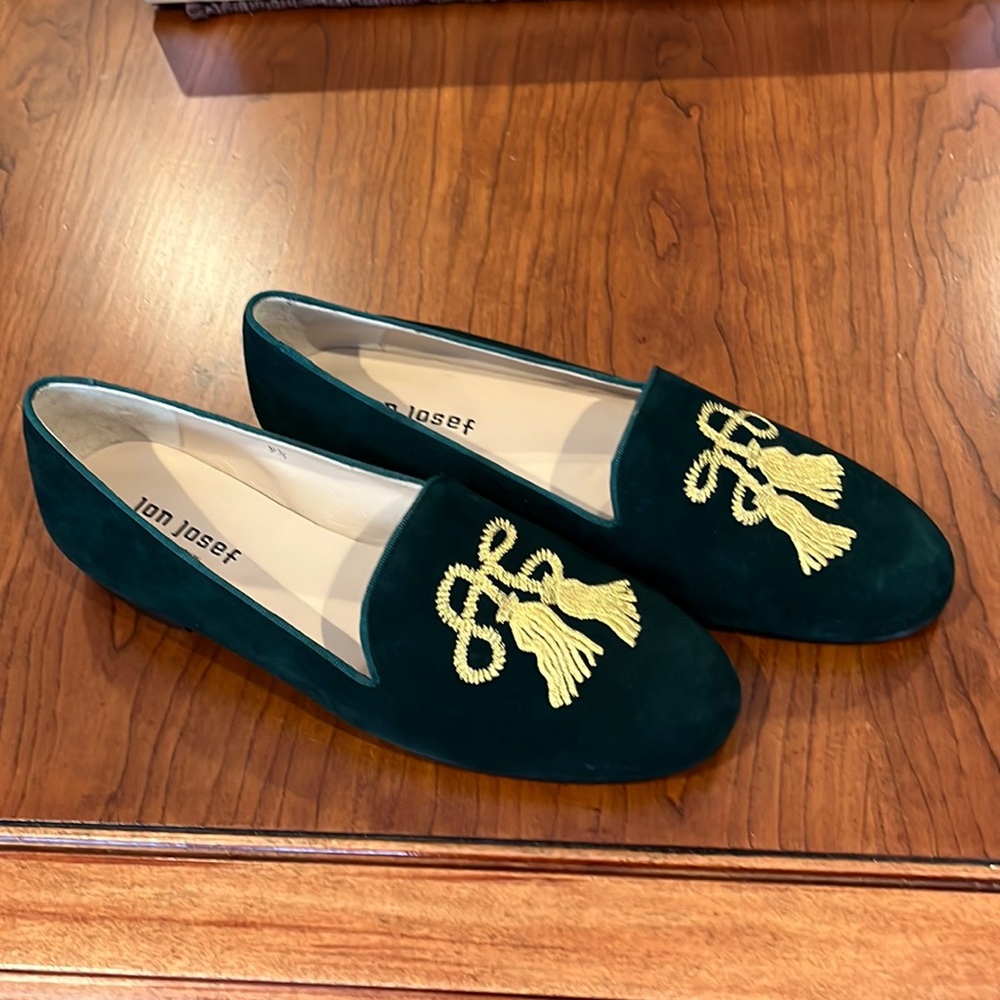 Jon Josef loafers made in Spain. New without tags. Size 9 1/2